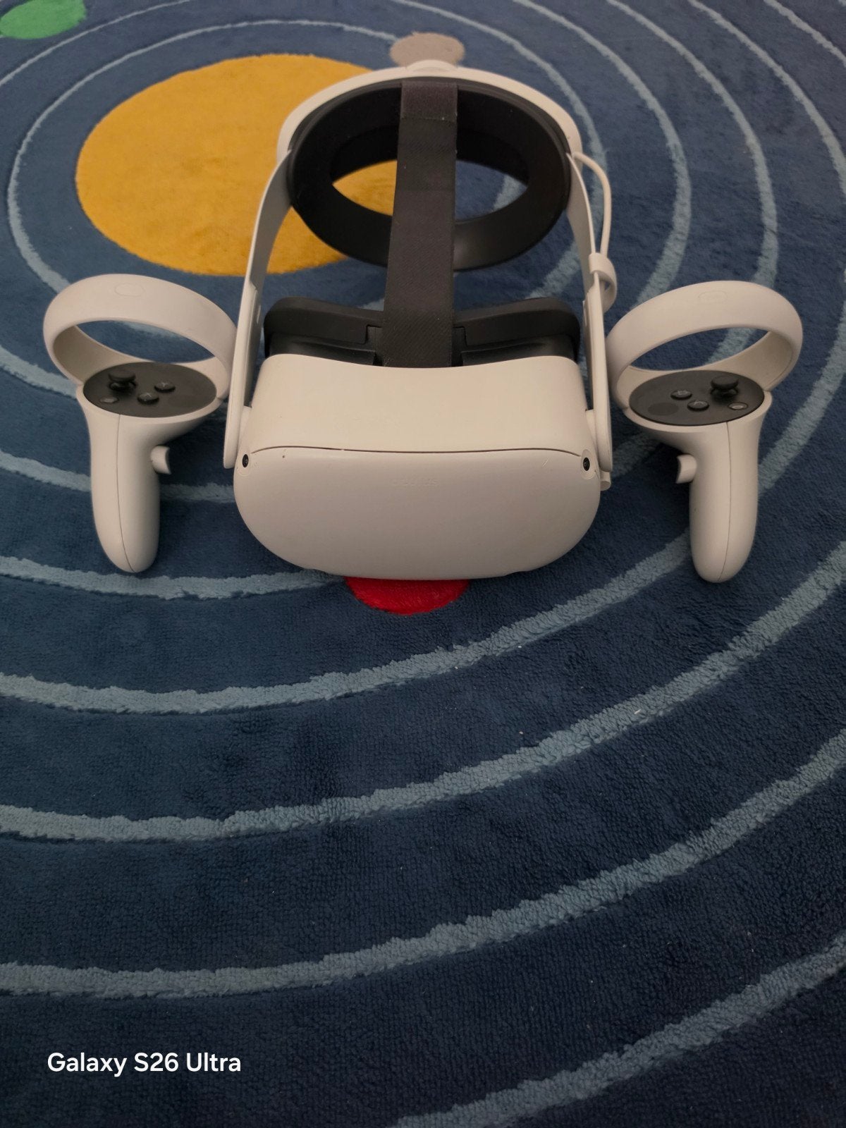 Meta Quest 2 VR-headset met controllers en draagtas, Ophalen of Verzenden, Zo goed als nieuw, VR-bril, Overige platformen