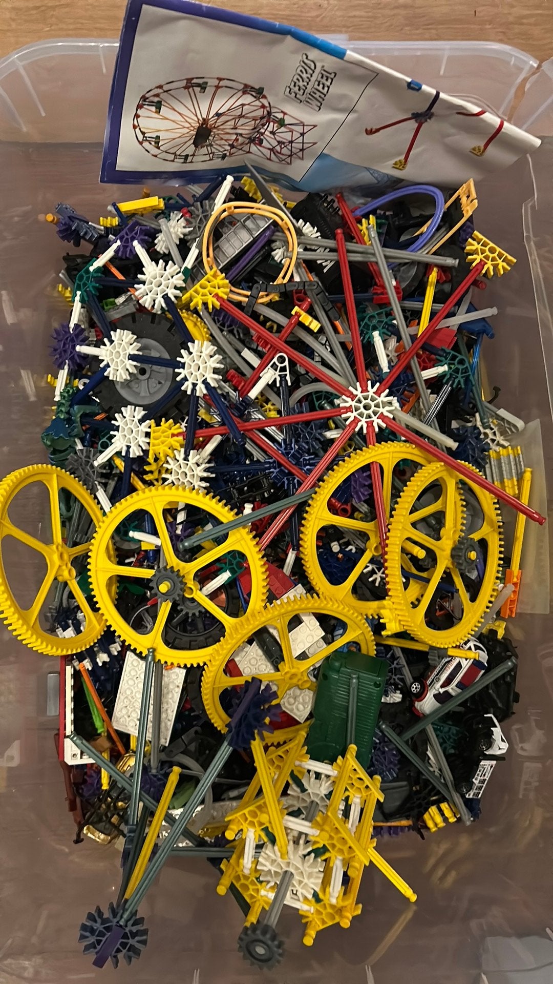 10 kilo KNEX, van alles wat en veel wielen, Ophalen, Zo goed als nieuw