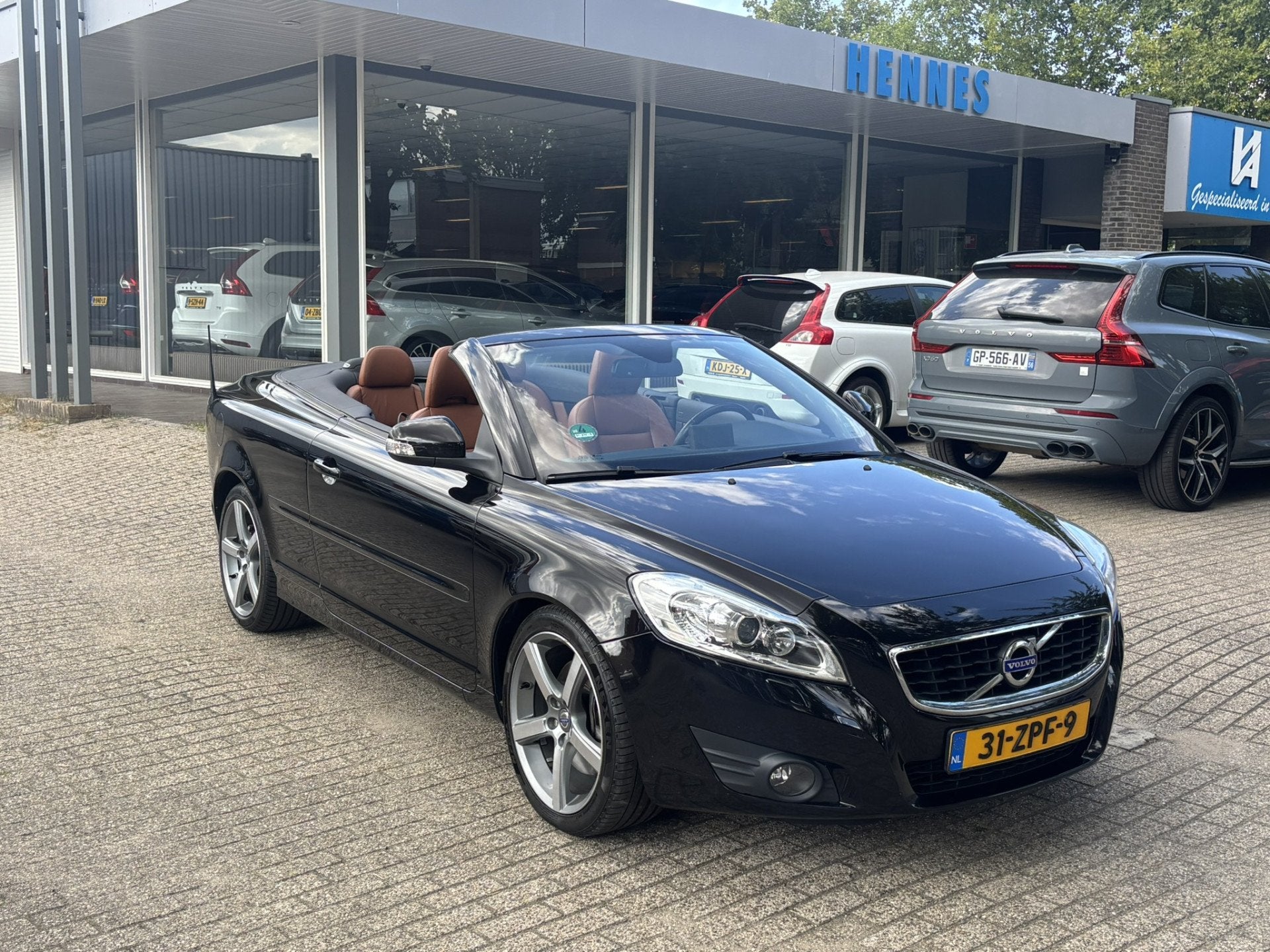 Volvo C70 Convertible 2.5 T5 230pk Tourer (bj 2013), Auto's, Euro 5, C70, Gebruikt, Huisgarantie