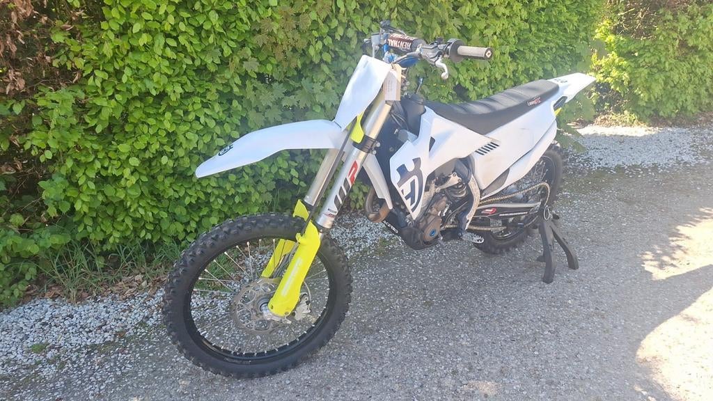 husqvarna tc 250 2019 is super strakke motor, Ophalen, 250 cc