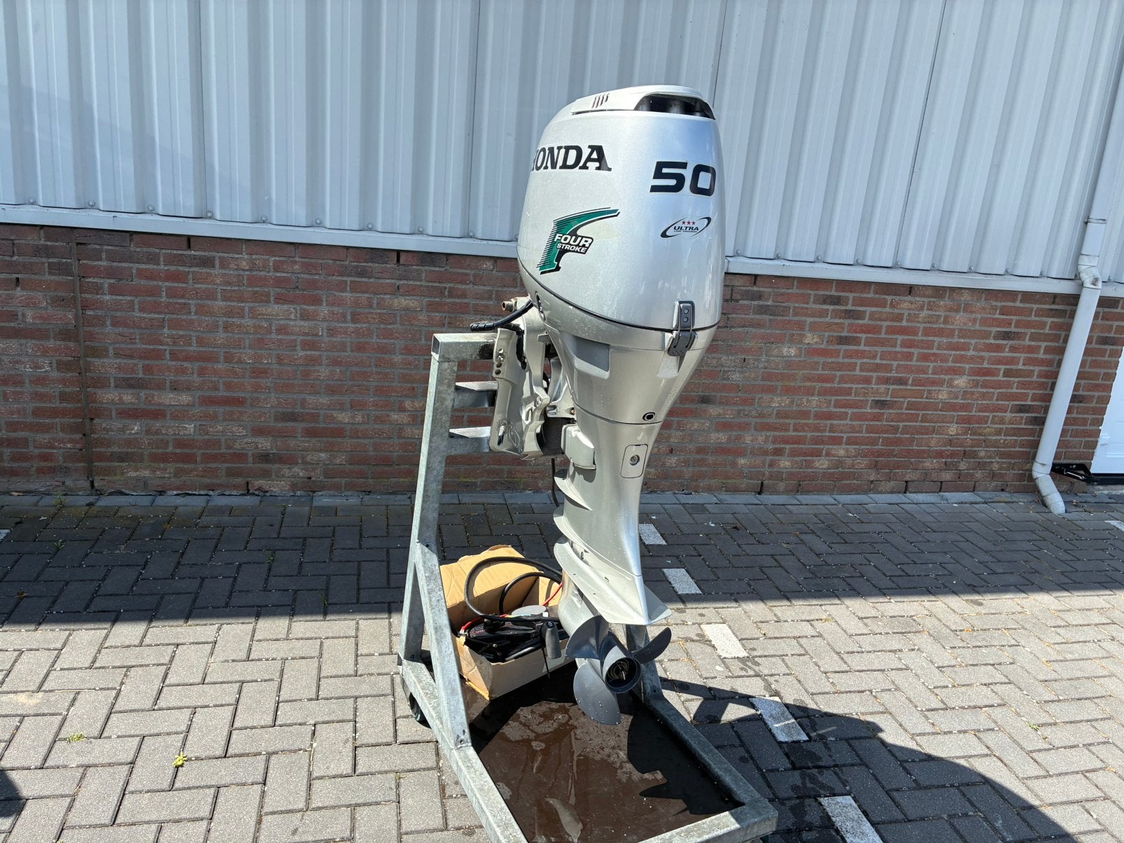 Honda 50 pk 4 takt , Powertrim, bj 2004 , nette staat !, Honda, Viertaktmotor, Ophalen of Verzenden, Info@acwatersport.nl