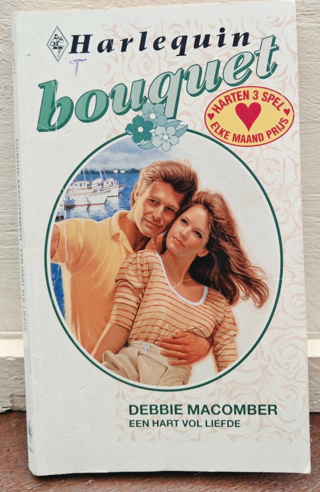 Debbie Macomber - Een hart vol liefde (Harlequin Bouquet), Boeken, Ophalen of Verzenden, Gelezen