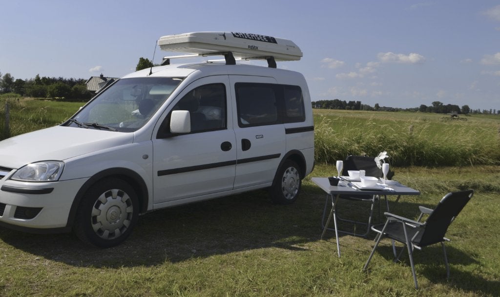 Opel Combo Tour 164dkm - 5-pers. auto / Mini Camper, Voorwielaandrijving, Stof, 4 cilinders, Wit