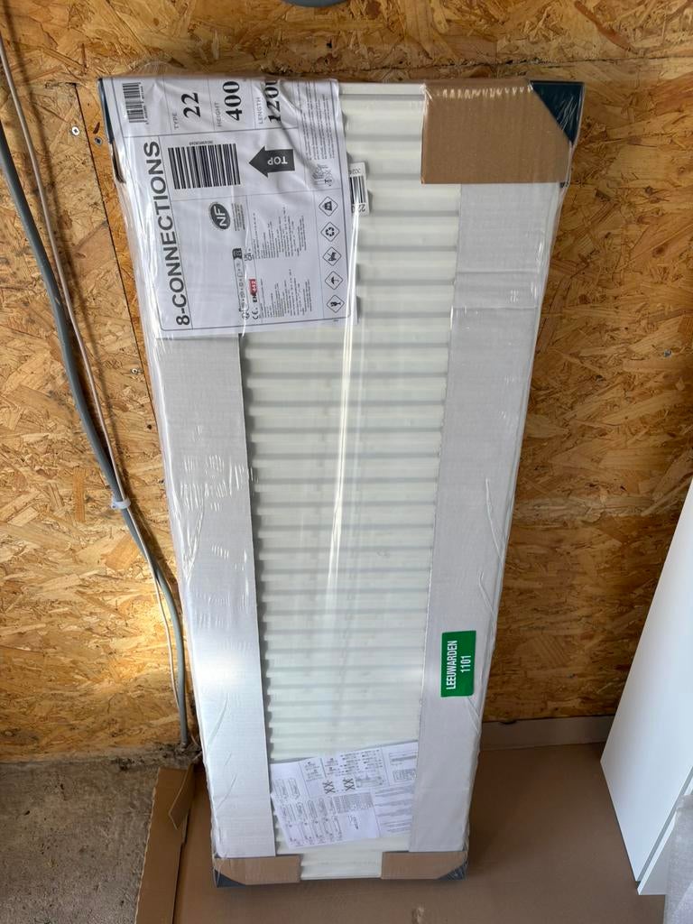Henrad Softline type 22, Ophalen, Zo goed als nieuw, Radiator, 30 tot 80 cm