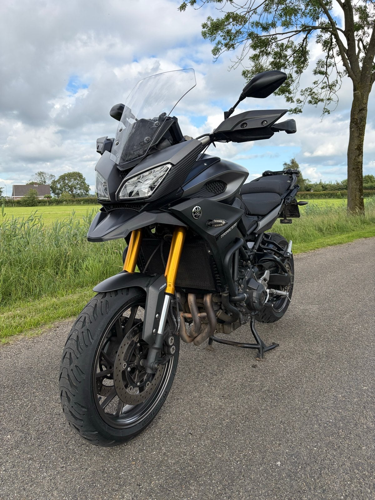 Yamaha Tracer 900 met Akrapovic uitlaat en topkoffer, Motorrijbewijs A, Gebruikt, Particulier, Meer dan 35 kW