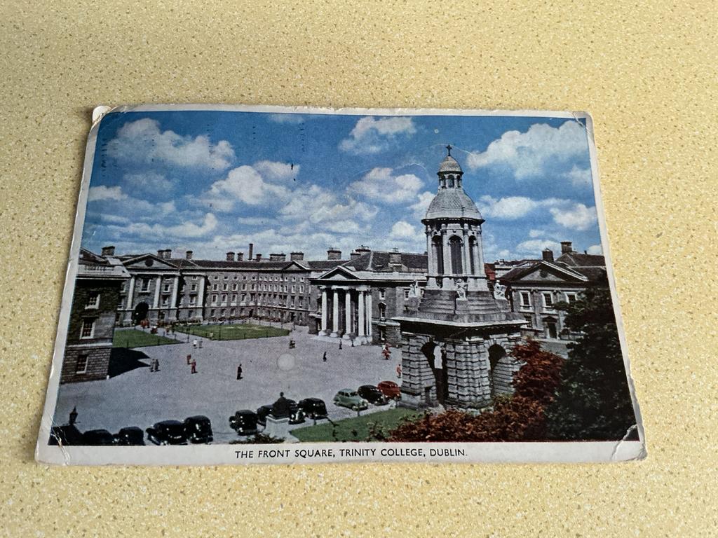 V66 Ierland Dublin TRINITY COLLEGE, Verzamelen, Ophalen of Verzenden
