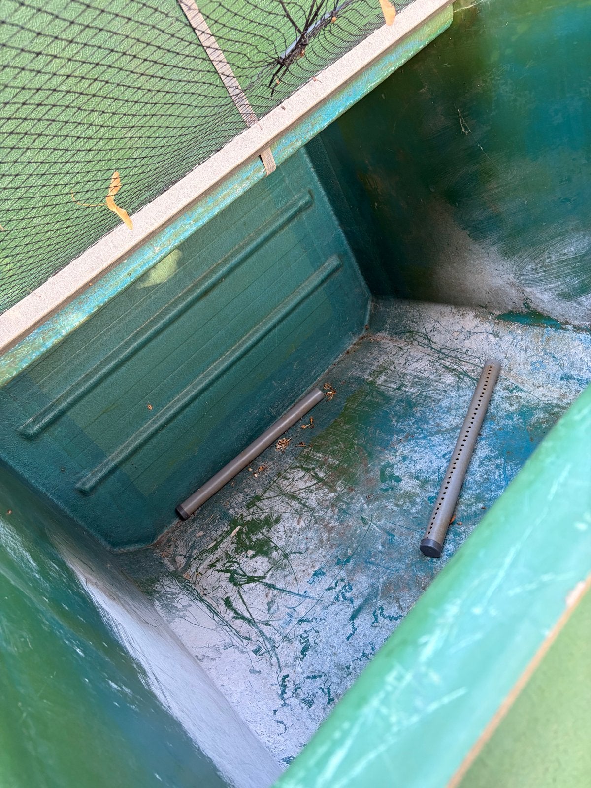 Dubbelwandige polyester/quarantaine bak 3500 liter, Ophalen, Gebruikt