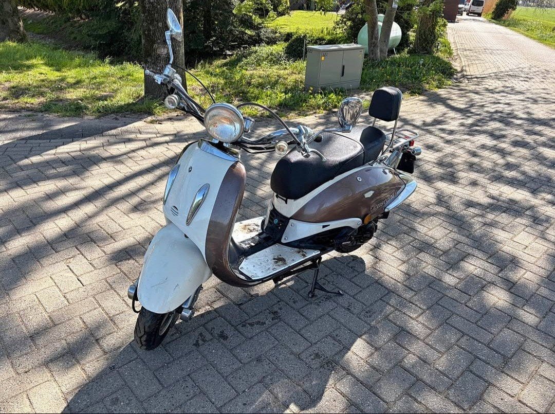 Scooter met nieuwe accu - Start direct!, Ophalen of Verzenden