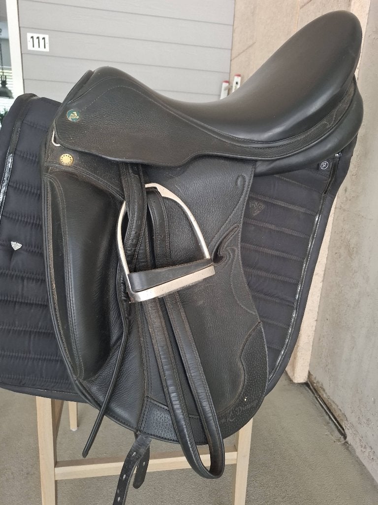 Zadel, Dieren en Toebehoren, Dressuur, M (17 inch), Prestige, Ophalen of Verzenden