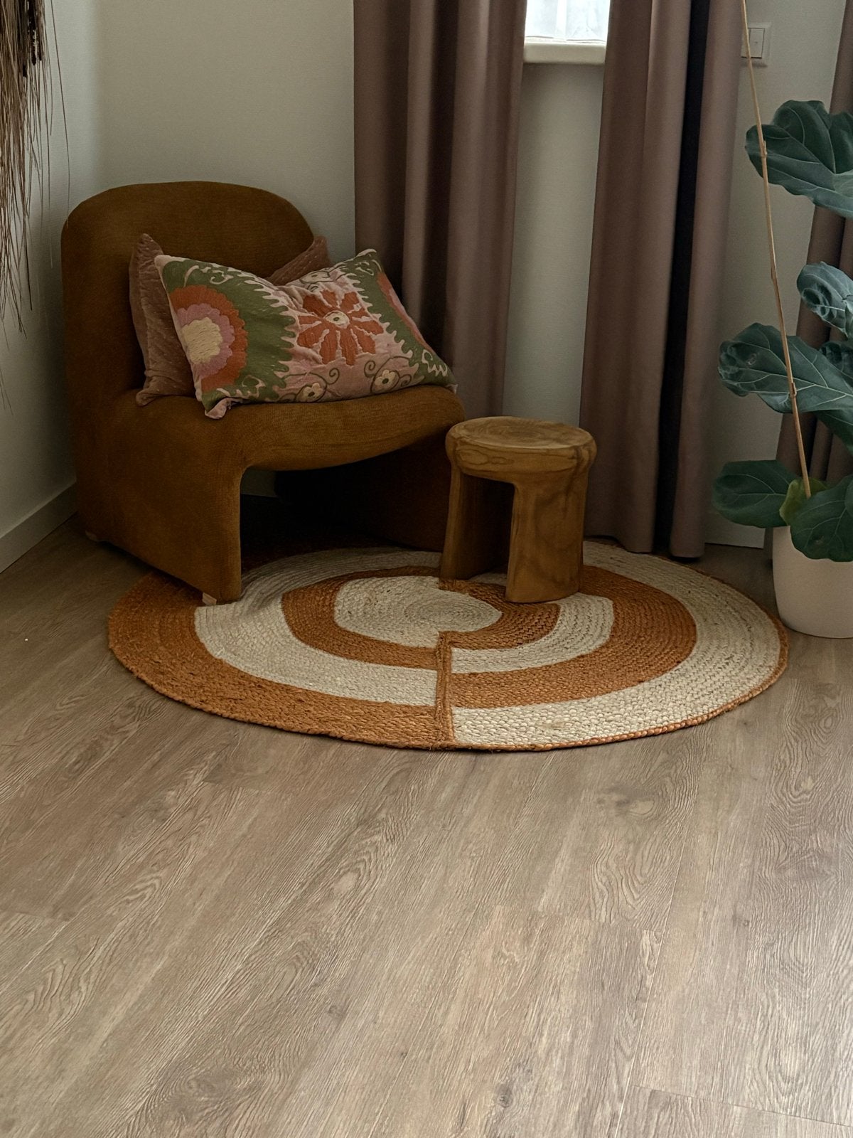 Madam Stoltz Jute Vloerkleed Rond - Ø 150cm, Ophalen, 100 tot 150 cm, Rond, Zo goed als nieuw