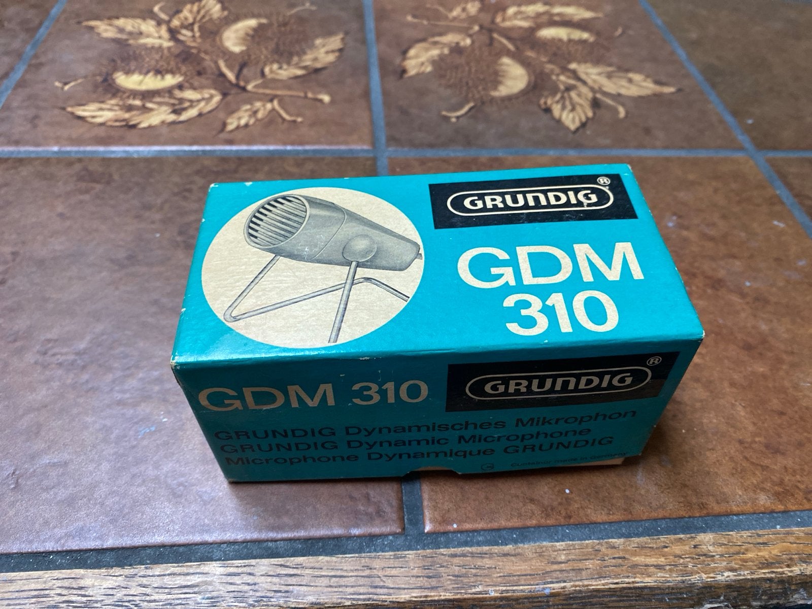 Vintage Grundig GDM 310 Dynamische Microfoon met Doos, Muziek en Instrumenten, Microfoons, Ophalen of Verzenden, Gebruikt, Overige typen