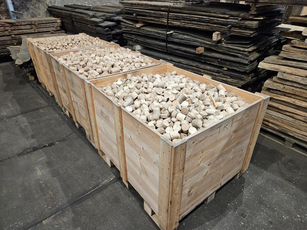 Houtbriketten eiken voor kachel of vuurkorf, 6 m³ of meer, Ophalen of Verzenden, Overige houtsoorten, Blokken