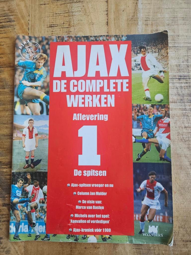 Ajax de complete werken aflevering 1 de spitsen, Boeken, Tijdschriften en Kranten, Ophalen of Verzenden
