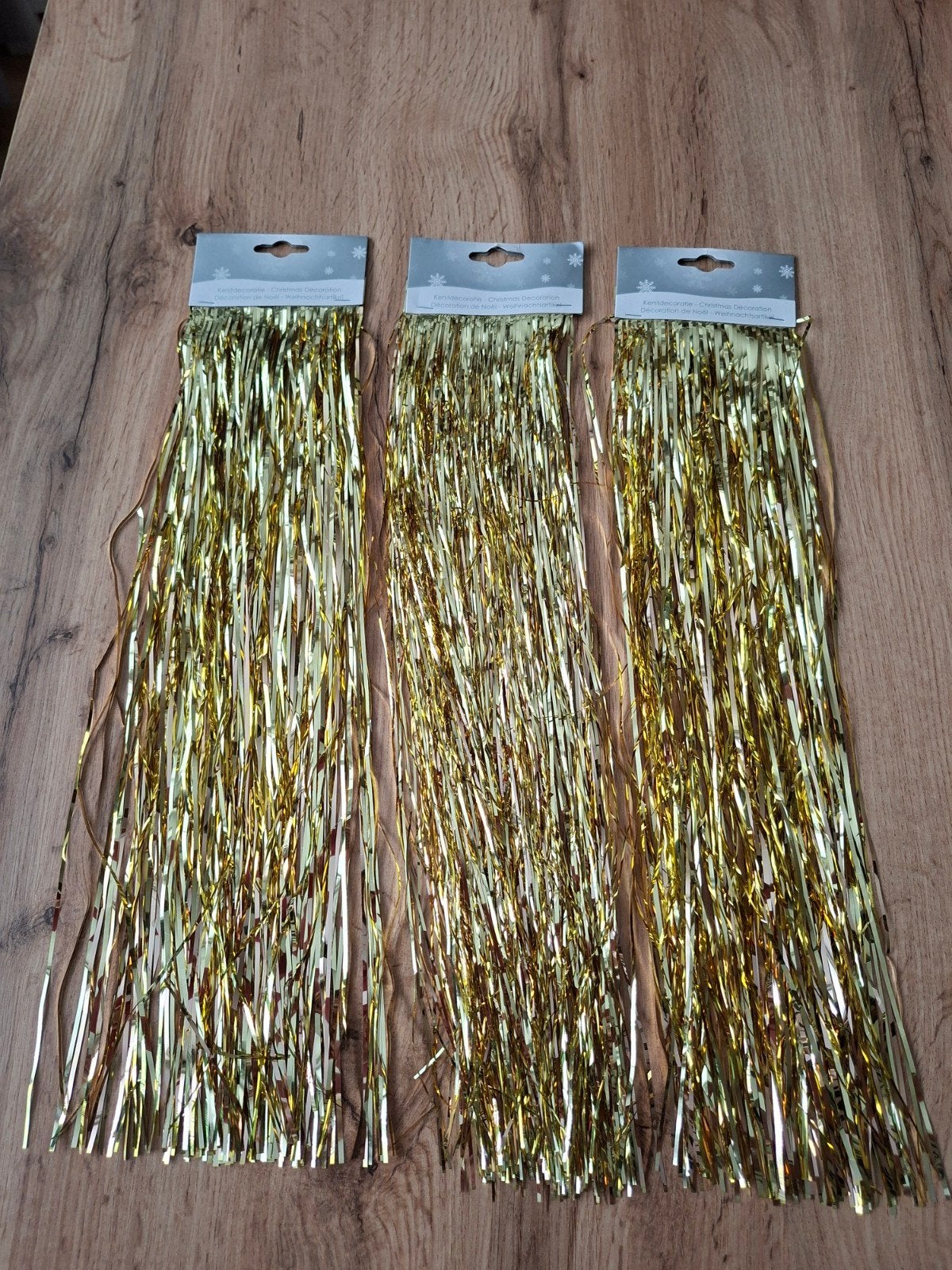 3 pakjes goudkleurige LAMETTA, elk ongeveer 45 cm lang, Ophalen of Verzenden, Nieuw