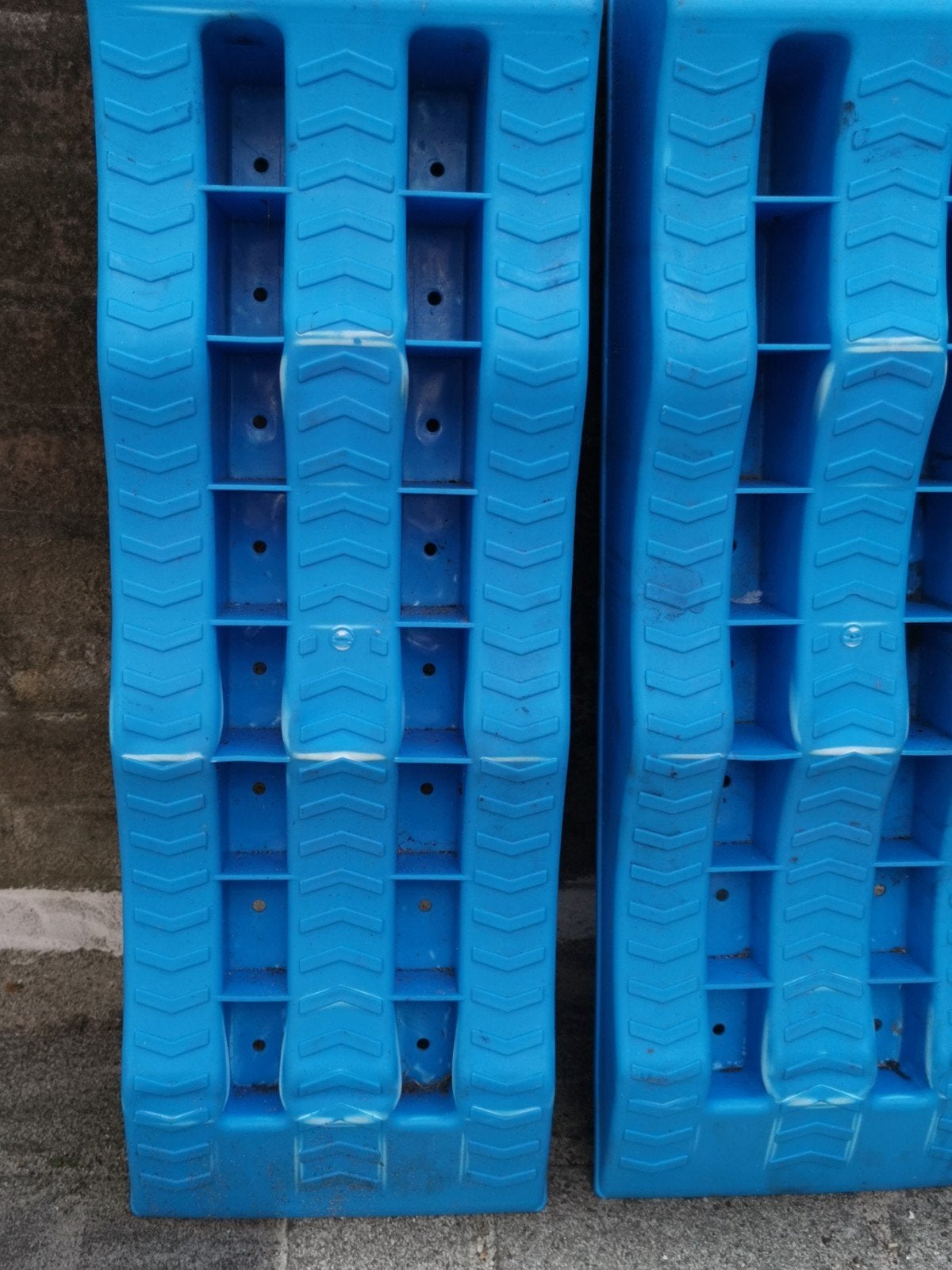 Set van 2 stevige blauwe oprijblokken, Auto diversen, Ophalen of Verzenden, Gebruikt