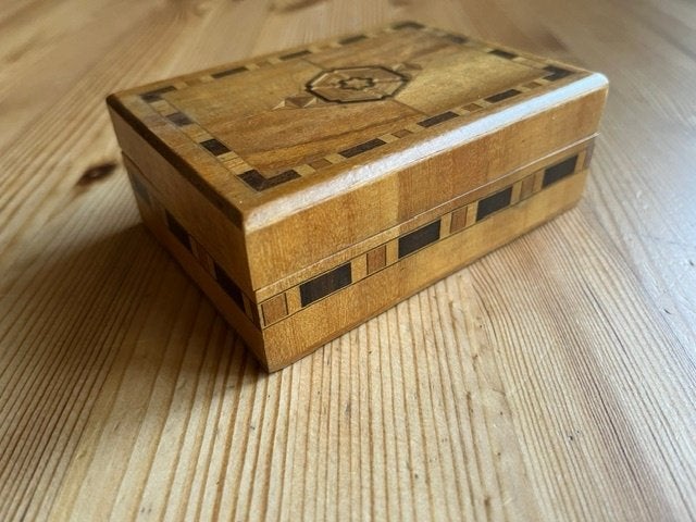 Houten doosje met inlegwerk, Ophalen of Verzenden