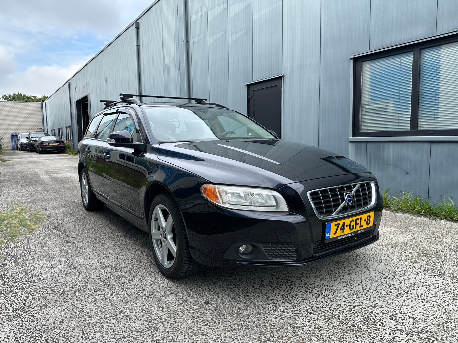 Volvo V70 2.5 T AUT 2008 Zwart, Auto's, 1800 kg, Stationwagon, Particulier, 93 €/maand