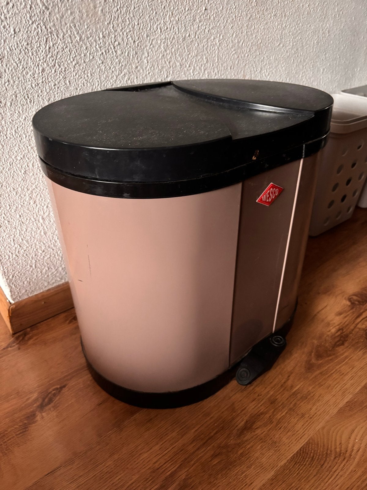 Wesco afvalemmer met pedaal - 2x 25liter, Ophalen, Gebruikt, Met pedaal, 20 tot 30 liter