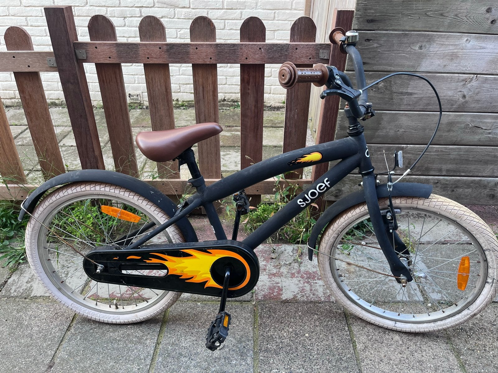 Foto 2 van Sjoef kinderfiets - 20 inch
