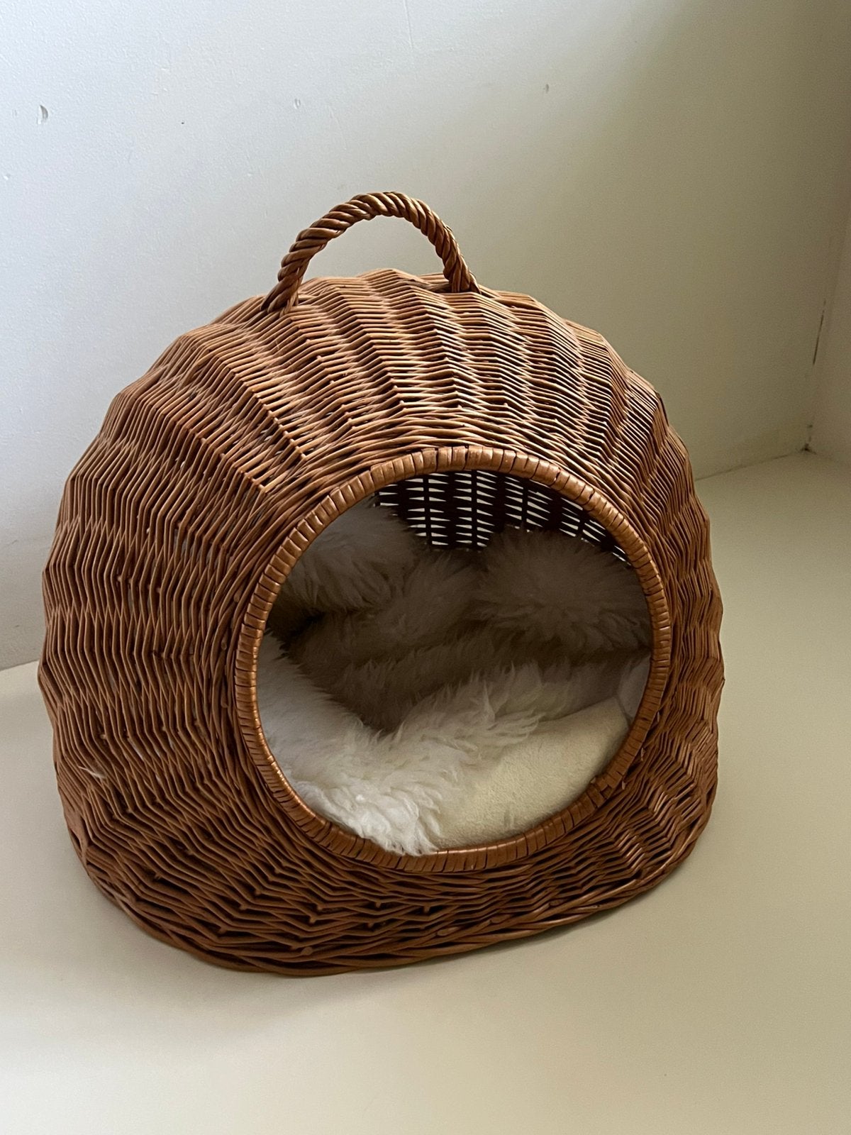 Rieten mand voor kat of kleine hond van Dille & Kamille, Ophalen, Zo goed als nieuw, Riet