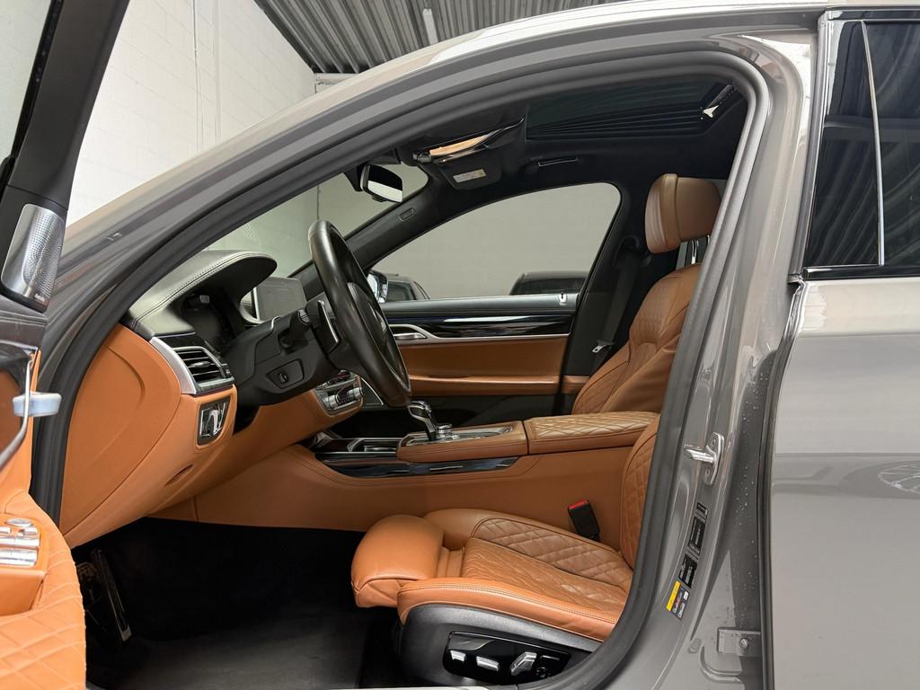 BMW 7-serie 745e High Executive - BOWERS&WILKINS - TV'S ACHT, Automaat, Achterwielaandrijving, Gebruikt, Euro 6