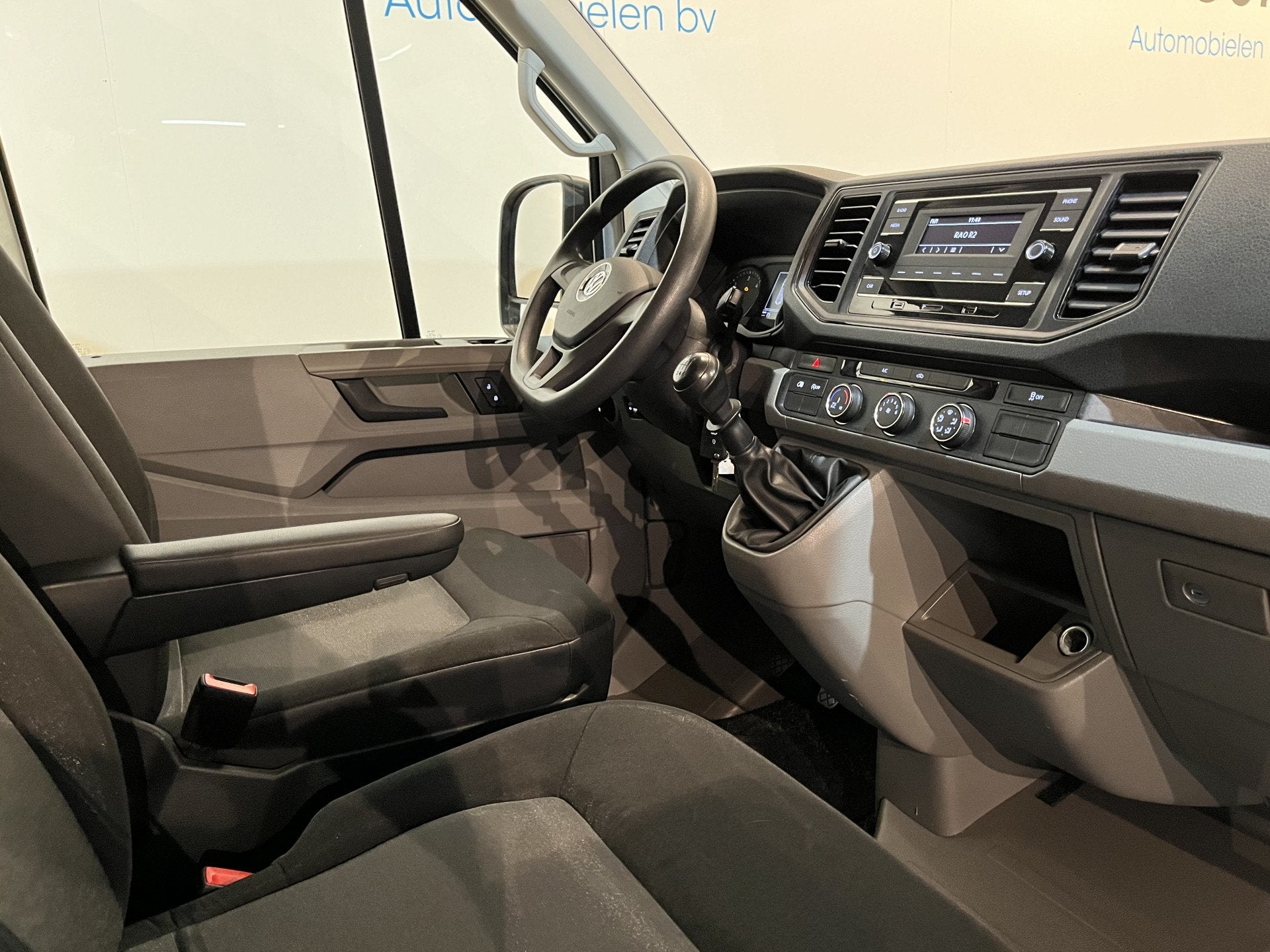 Volkswagen Crafter 2.0 TDI L3H3 / Euro 6 / Airco / Cruise Co, Auto's, Stof, Gebruikt, 4 cilinders, Met garantie (alle)