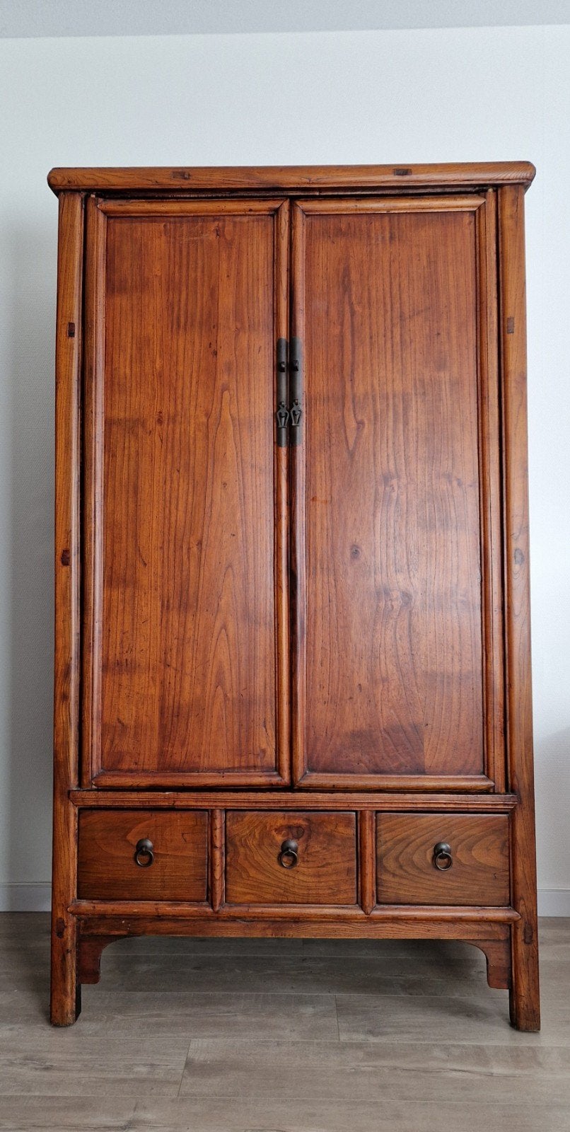 Prachtige Chinese kast van massief hout, 100 tot 150 cm, Ophalen of Verzenden, 150 tot 200 cm, Overige houtsoorten