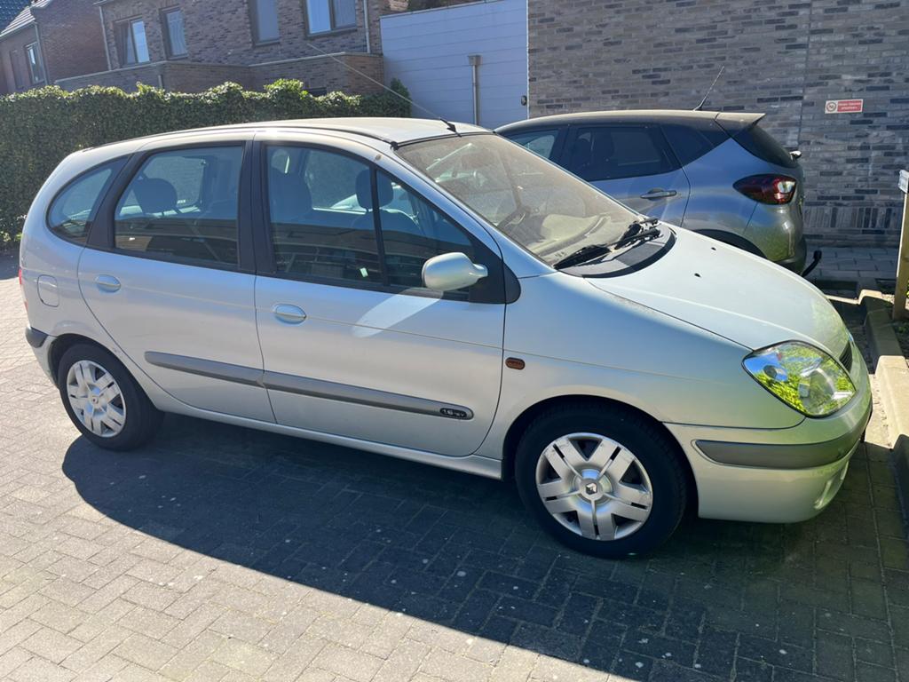 Renault Scénic 1.6 16V 2002 Grijs, Auto's, Voorwielaandrijving, 1225 kg, 4 cilinders, 14 km/l