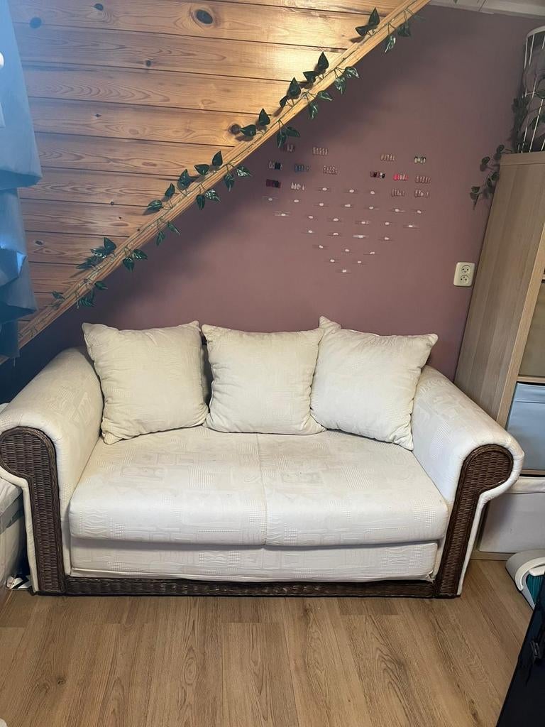 Slaapbank / Tweepersoonsbank - Wit met rotan details, Ophalen, Gebruikt, 210 cm, Tweepersoons