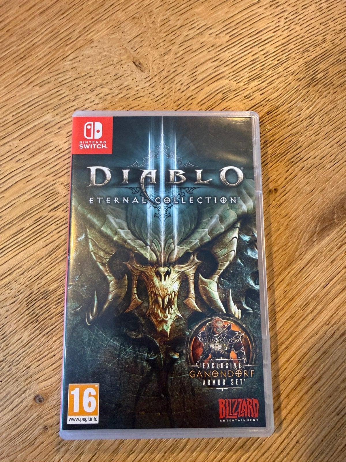 Diablo 3 eternal collection Nintendo Switch, Spelcomputers en Games, Games | Nintendo Switch, Ophalen of Verzenden, Zo goed als nieuw