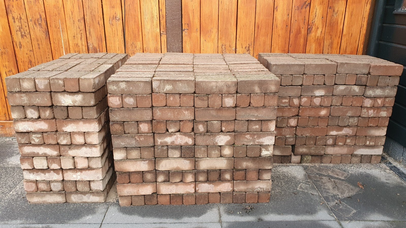 Klinkers gratis af te halen, Tuin en Terras, Tegels en Klinkers, Ophalen, Gebruikt, Beton, Klinkers