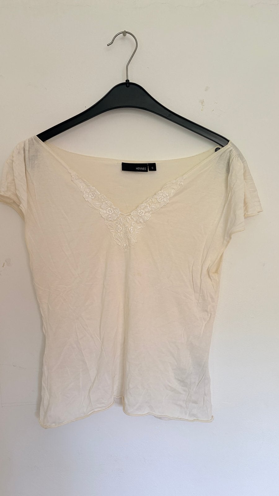 Hennes lief wit topje met Kanten V-hals, Beige, Ophalen of Verzenden, Korte mouw, Maat 36 (S)