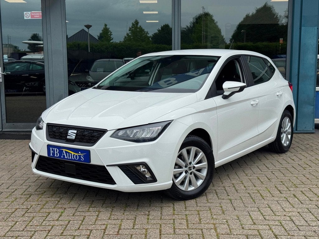 SEAT Ibiza 1.0 EcoTSI Style Airco Navi Lmv, Voorwielaandrijving, Stof, Gebruikt, 95 pk