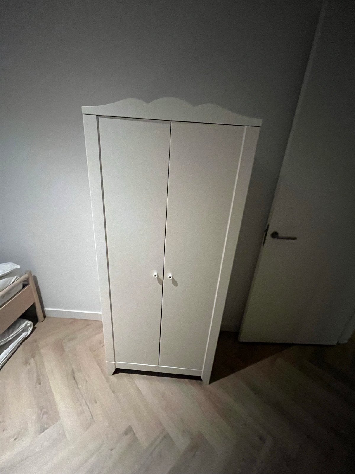 Witte kinder kledingkast - Hensvik, Huis en Inrichting, Zo goed als nieuw, 150 tot 200 cm, 25 tot 50 cm, Overige houtsoorten
