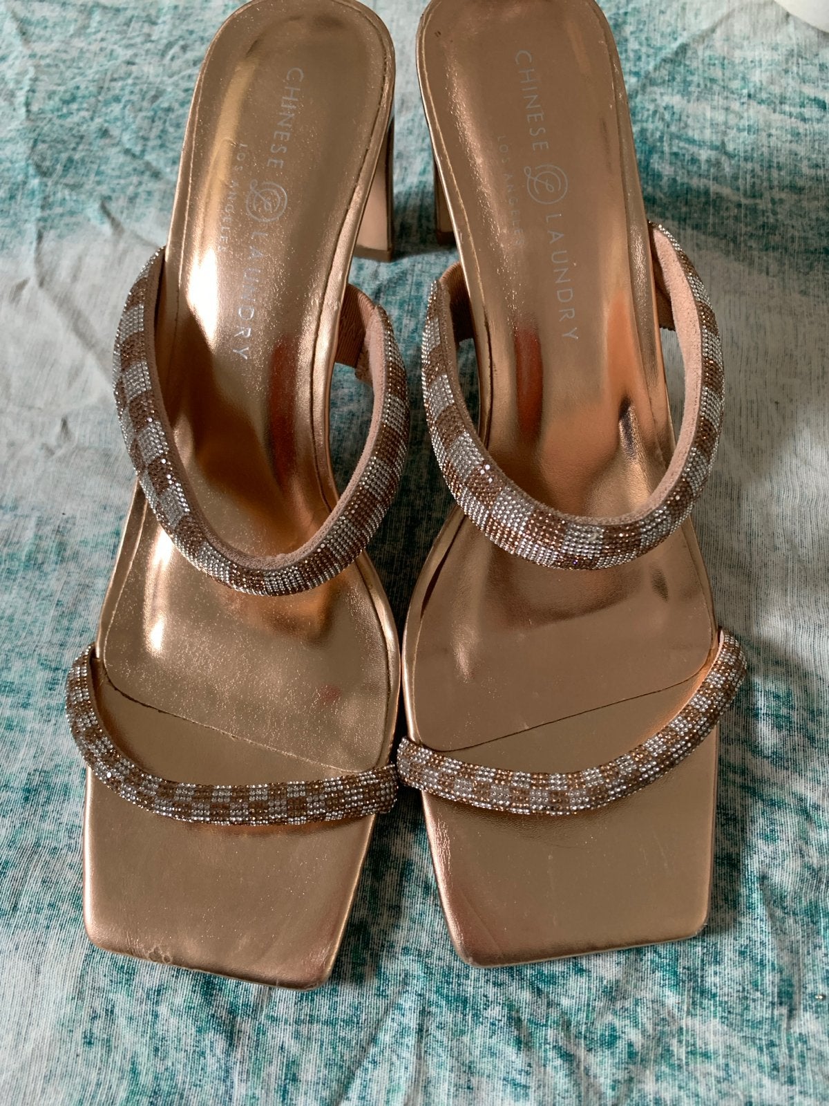 Mooie Chinese Laundry muiltjes met hak, maat 42, Kleding | Dames, Ophalen of Verzenden, Gedragen, Overige kleuren, Sandalen of Muiltjes