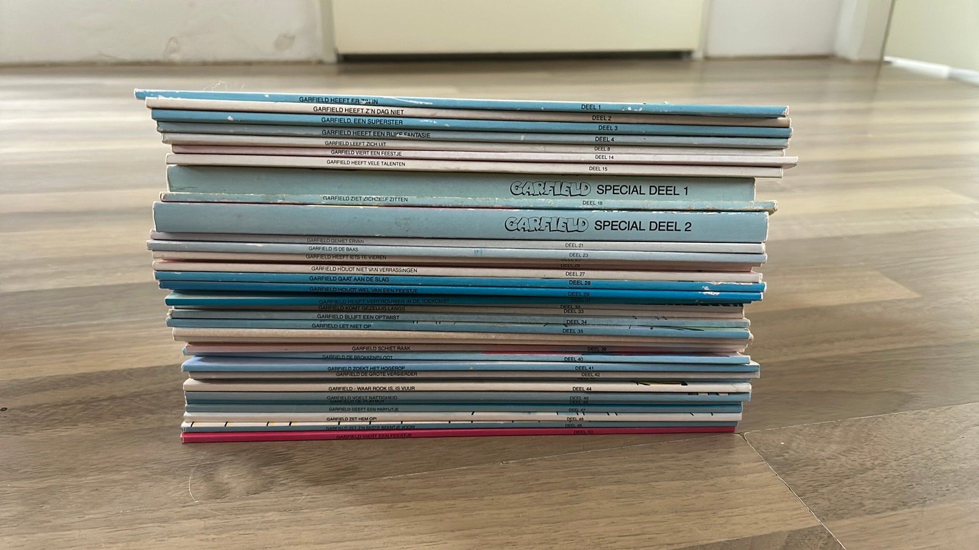 Heel veel Garfield stripboeken, Meerdere stripboeken, Ophalen of Verzenden, Gelezen