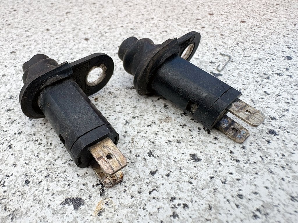 oldtimer Volvo 240 260 deurschakelaar binnenverlichting, Ophalen of Verzenden, Gebruikt, Volvo