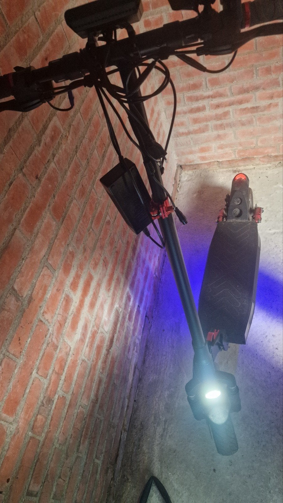 Elektrische step met verlichting en display, Ophalen of Verzenden, Zo goed als nieuw, Elektrische step (E-scooter), Onbekend