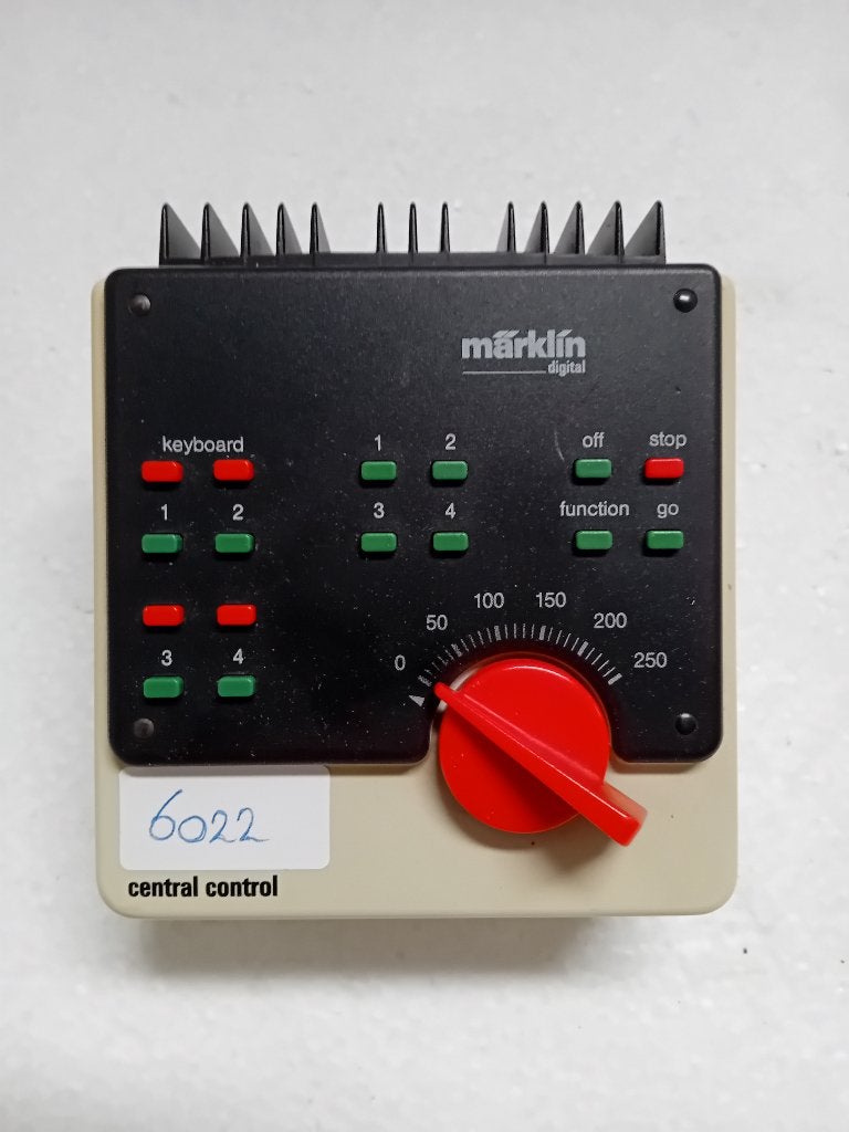 Marklin control-unit (6022) + Interface (6051), Ophalen, Wisselstroom, Gebruikt, Overige typen
