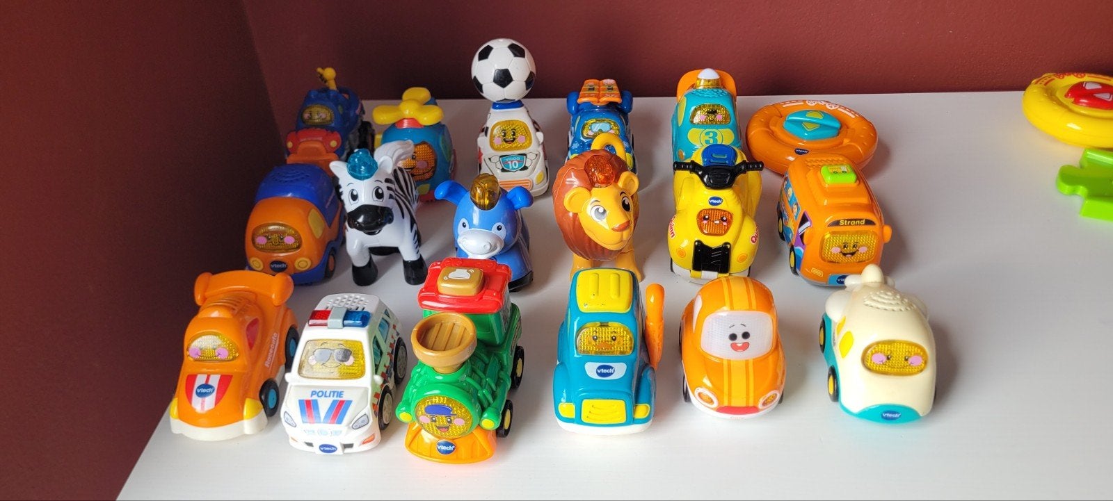 Grote hoeveelheid VTech Toet Toet Auto's en Zoef Zoef Dieren, Kinderen en Baby's, Ophalen, Gebruikt, 2 tot 4 jaar