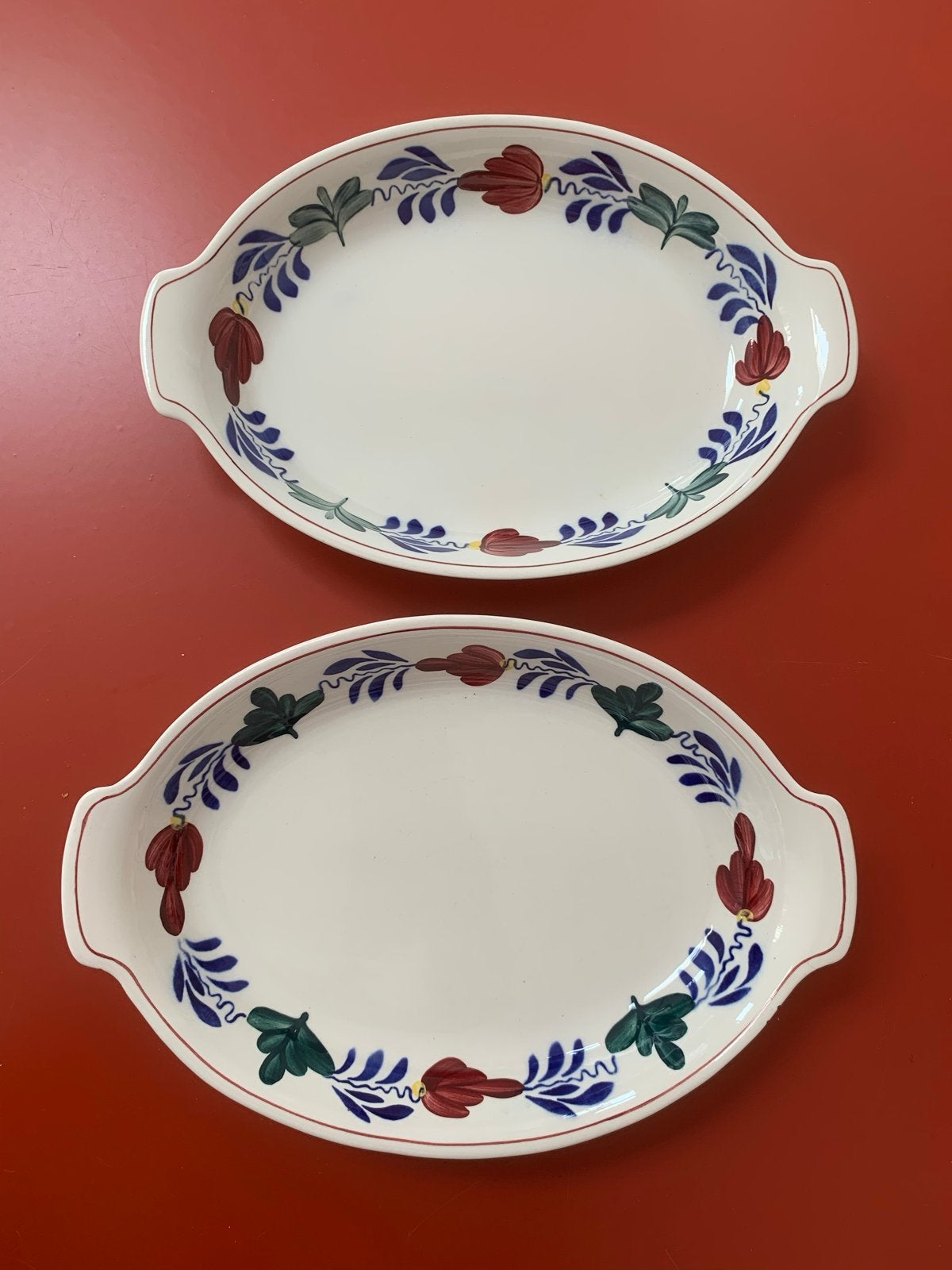 2 Villeroy & Boch broodschalen, 1 gaaf, 1 met chip, Huis en Inrichting, Keuken | Servies, Ophalen of Verzenden, Gebruikt, Villeroy & Boch