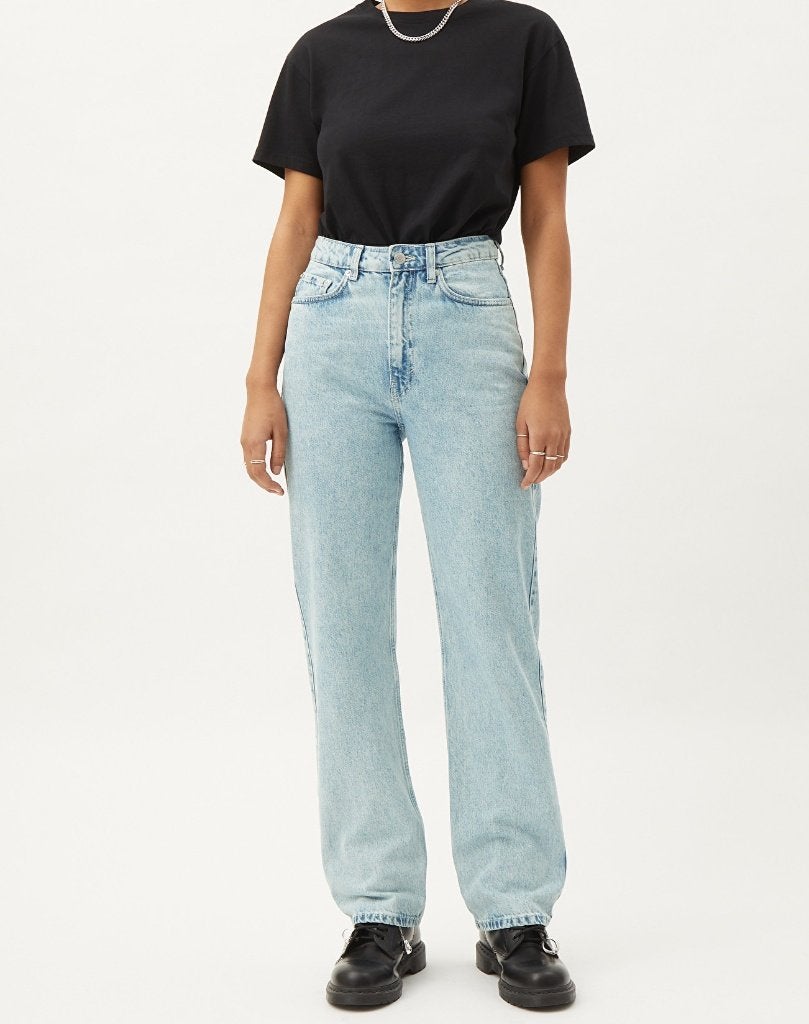 Weekday Rowe extra high recht straight jeans spijkerbroek 26, Blauw, Nieuw, Weekday, Ophalen of Verzenden