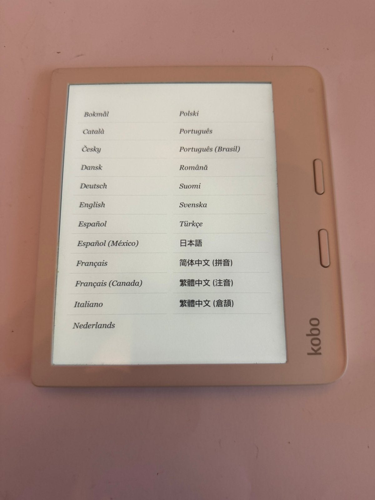 Kobo Libra 2 Wit | Met beschermhoes | nette staat, Computers en Software, E-readers, Zo goed als nieuw, 7 inch, 16 GB of meer