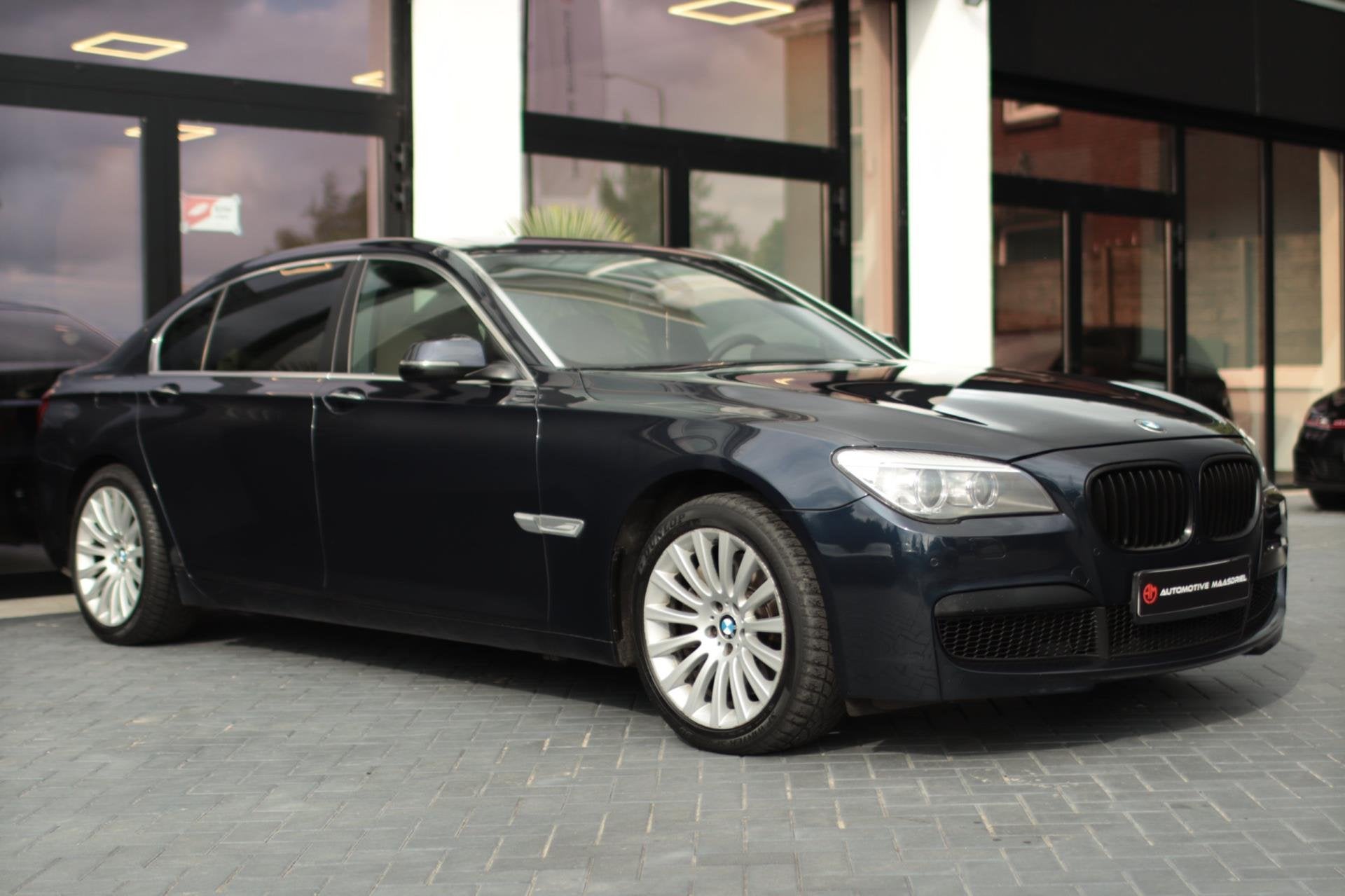 BMW 7-serie 750Ld xDrive|Xenon|Pano|PDC|achteruitrijcamera|S, Auto's, Automaat, Gebruikt, Beige, Leder
