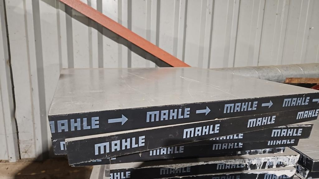 Mahle Server Vloerplaten - Robuuste Serverruimte Vloer, Computers en Software, Servers, Ophalen, Gebruikt