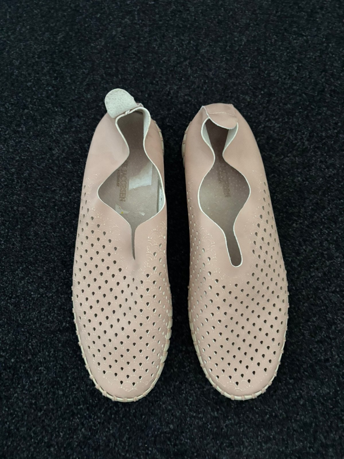 Beige schoenen van Ilse Jacobsen, Ophalen, Zo goed als nieuw, Beige, Sneakers of Gympen