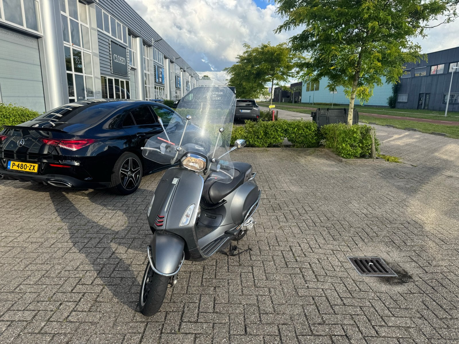 Vespa Sprint 2017 - Slechts 8100km op de teller!, Fietsen en Brommers, Scooters | Vespa, Ophalen, Overige modellen, Zo goed als nieuw