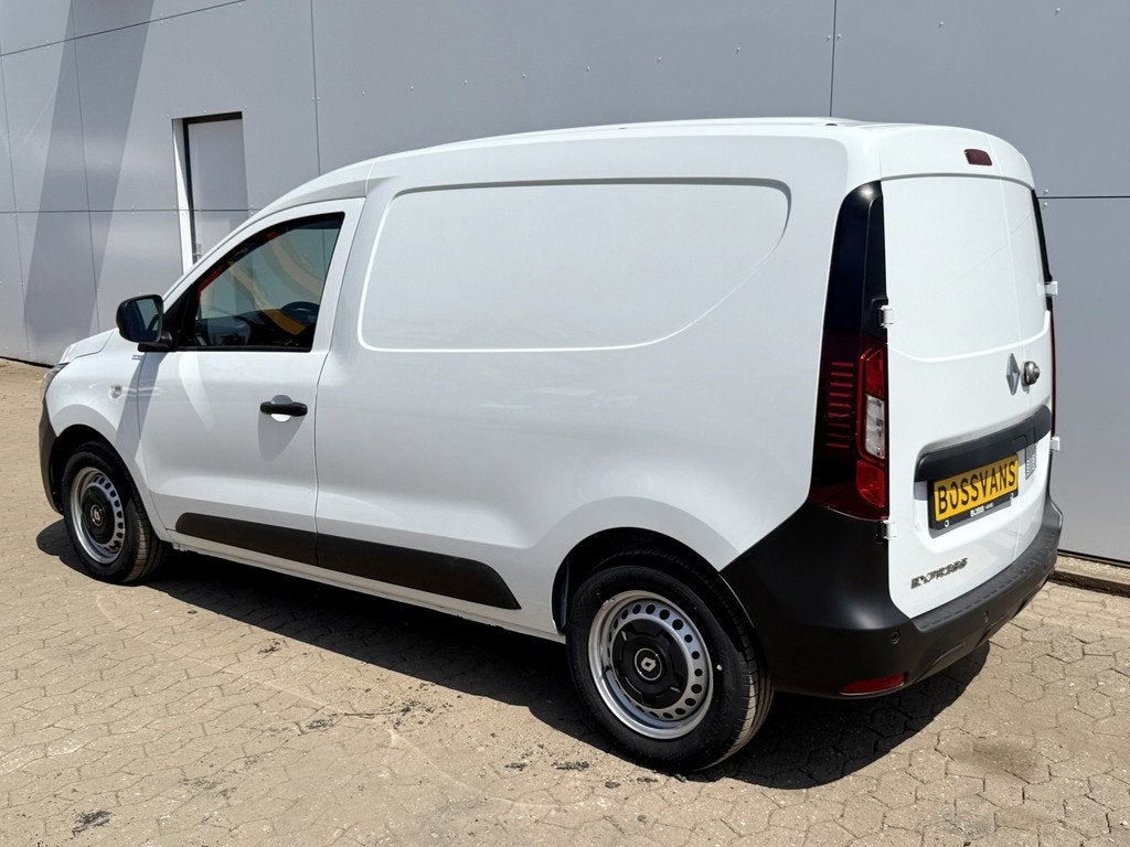 Renault Kangoo Comfort 1.3 TCe 100PK *Benzine* L1 Airco Navi, Auto's, Bestelauto's, Voorwielaandrijving, Gebruikt, Zwart, 4 cilinders