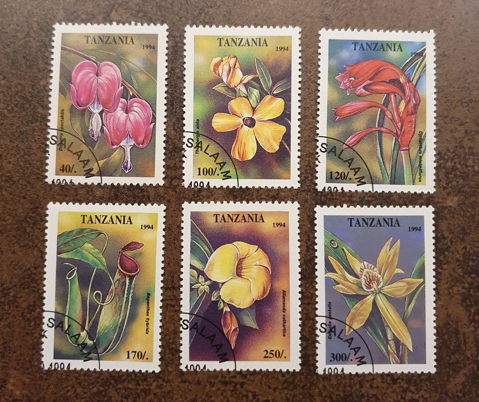 Tanzania: postzegels - Bloemen serie, Ophalen of Verzenden, Tanzania, Gestempeld