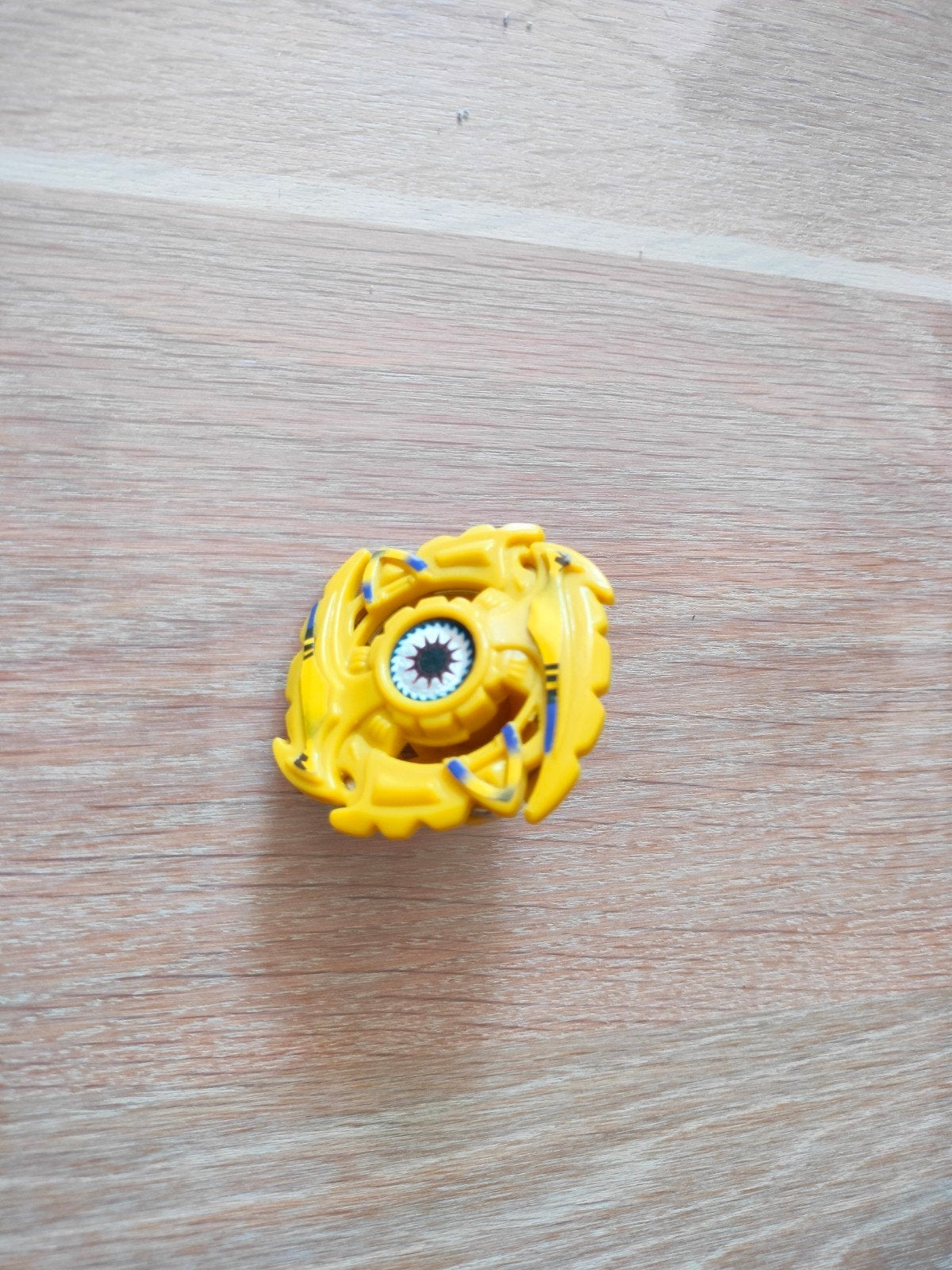 Gele Beyblade Burst tol, Ophalen of Verzenden, Zo goed als nieuw, Jongen of Meisje